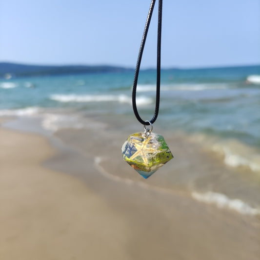 Морски диамант с морска звезда