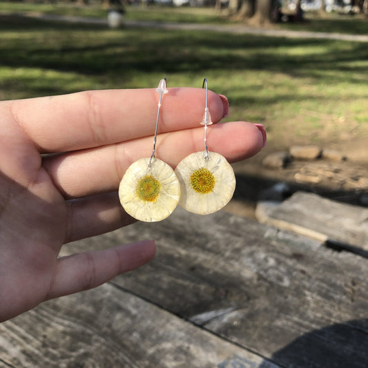 Обеци с маргаритки